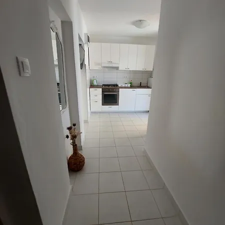 Apartment Kus Ugljan